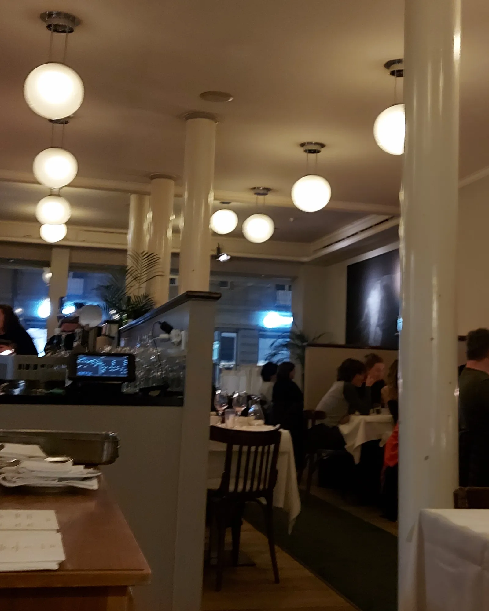 Hellys Bern – Trendy Lokal mit italienischer Küche