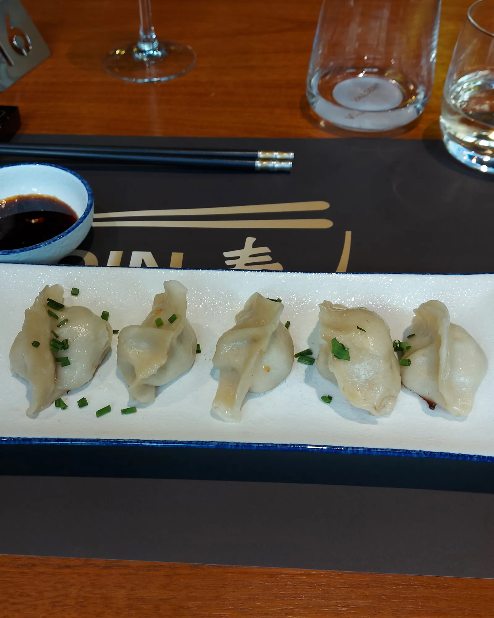Handgemachte Gyoza im Qin Bern