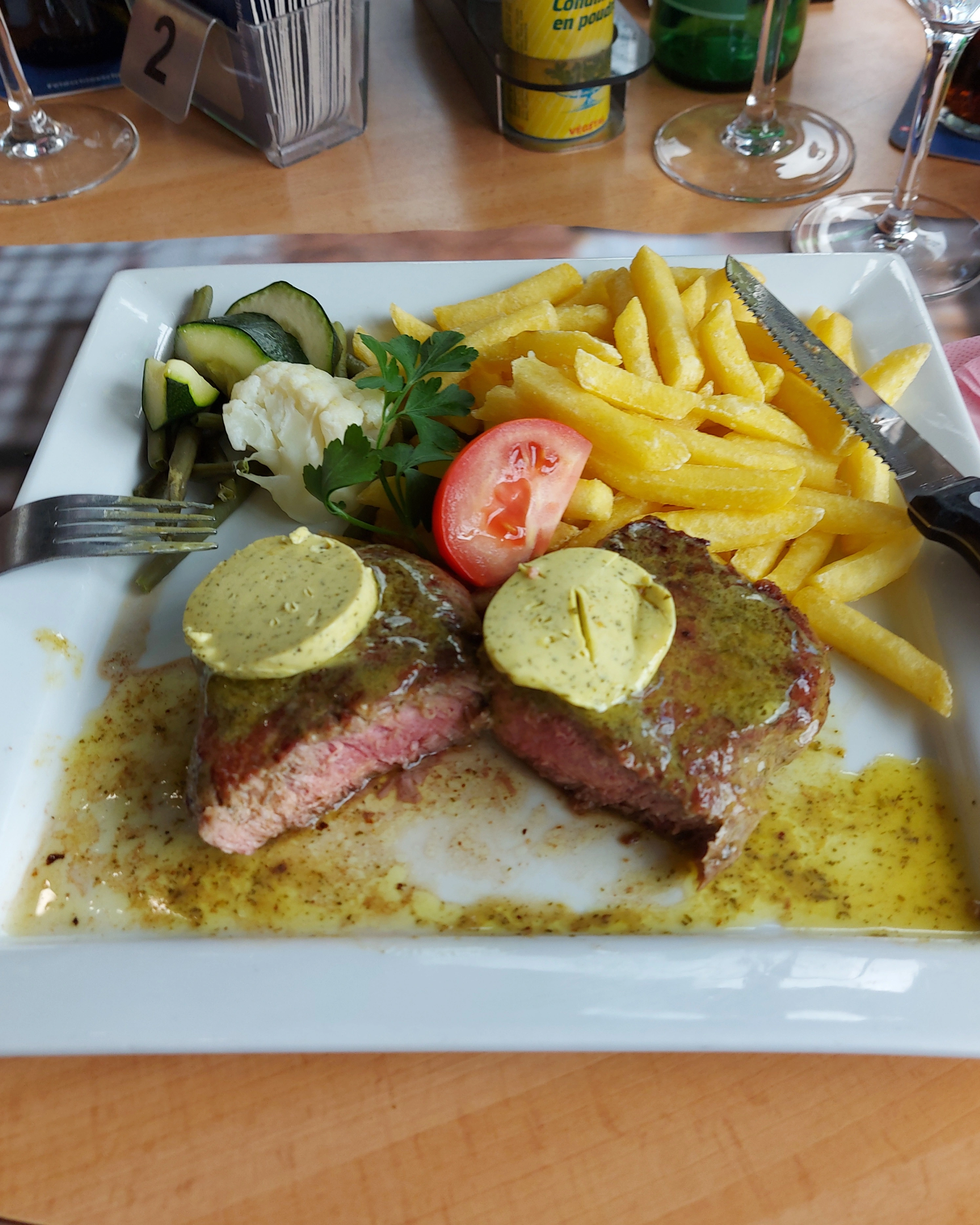 Entrecôte cross-section – perfectly pink at Trucker Restaurant Bar Bern