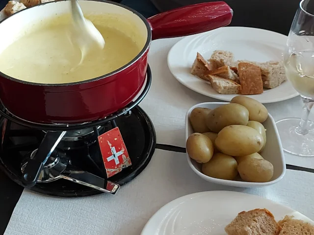 Fondue im Arlequin in Bern
