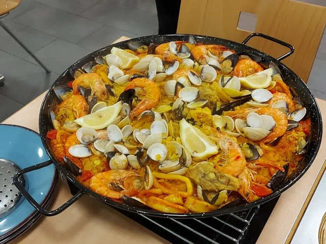 Paella in La Tribuna de calvo