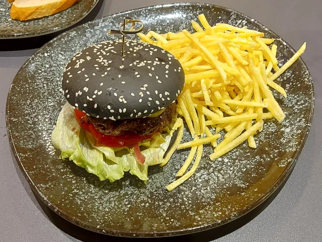 Signature Burger im Supernova Bern